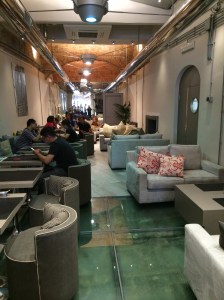 inside view with floor and ceiling